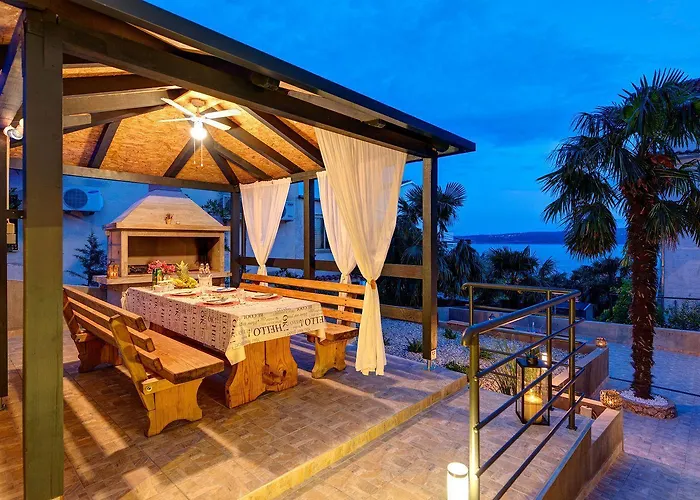 Renoviertes Nur 150 Meter Zum Mit Jacuzzi, Meerblick, Pool, Billardtisch *