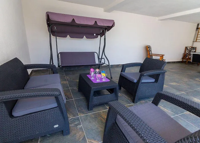 Renoviertes Nur 150 Meter Zum Mit Jacuzzi, Meerblick, Pool, Billardtisch * ドラマリ