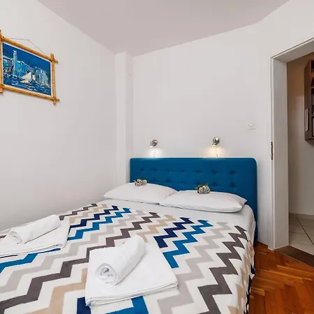 Renoviertes Nur 150 Meter Zum Mit Jacuzzi, Meerblick, Pool, Billardtisch *