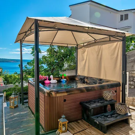 Renoviertes Nur 150 Meter Zum Mit Jacuzzi, Meerblick, Pool, Billardtisch Lejlighed *
