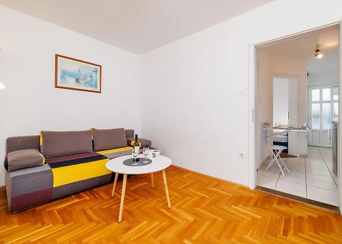 Renoviertes Nur 150 Meter Zum Mit Jacuzzi, Meerblick, Pool, Billardtisch Apartament *